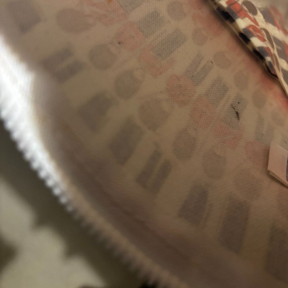 Cath Kidston Vintage London Guards Pouch - Picture 7 of 7